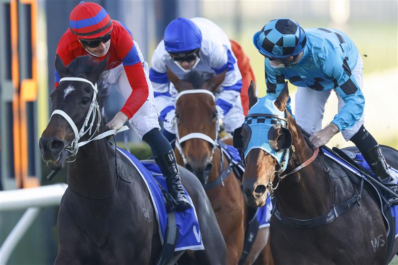 SYDNEY, AUSTRALIA - AUGUST 21: Tommy Berry (R) on Mo'unga winning the 2021 Winx Stakes at Royal Randwick. (Getty)