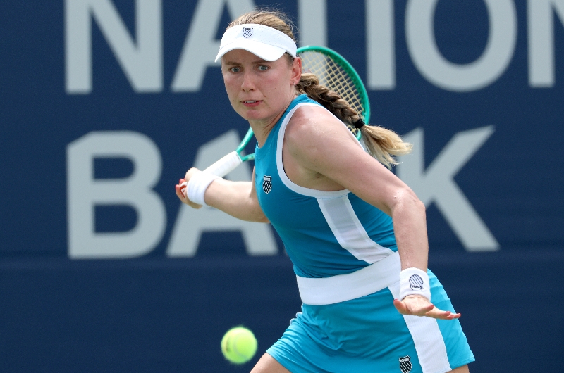 Alexandrova Wins