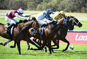 MELBOURNE, AUSTRALIA - SEPTEMBER 05: Jett Stanley riding Behaviour (ctr) winning race 3, the Edsa Group Handicap during Melbourne Racing at Sandown Racecourse on September 05, 2026 in Melbourne, Australia. (Photo by Vince Caligiuri/Getty Images)