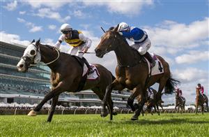 MELBOURNE, AUSTRALIA - SEPTEMBER 10: Mark Zahra riding I'm Thunderstruck wins the 2023 Makybe Diva Stakes. (Getty)