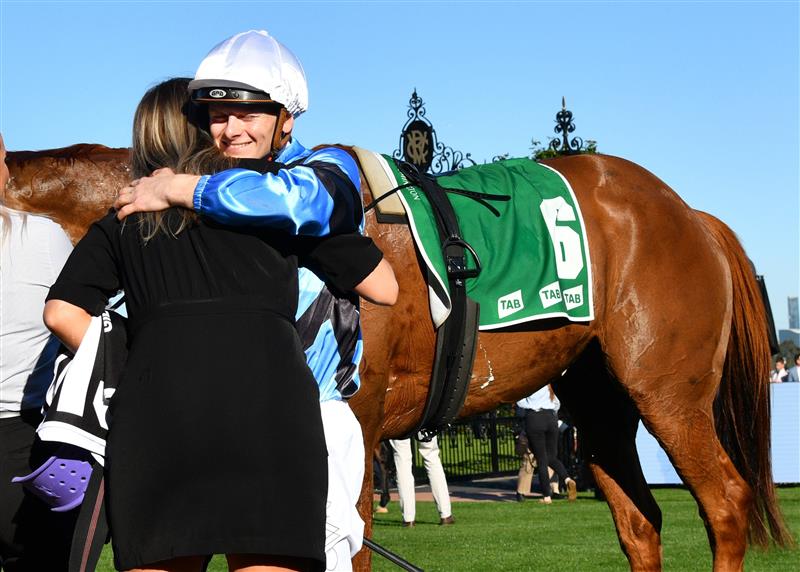MELBOURNE, AUSTRALIA - OCTOBER 01: Ethan Brown after riding Smokin' Romans to victory in the 2022 Turnbull Stakes. (Getty)