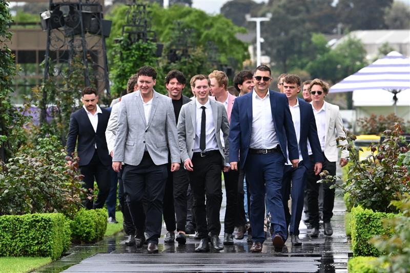 MELBOURNE, AUSTRALIA - OCTOBER 03: General view of crowds during Turnbull Stakes Day at Flemington Racecourse on October 03, 2026 in Melbourne, Australia. (Photo by Vince Caligiuri/Getty Images)