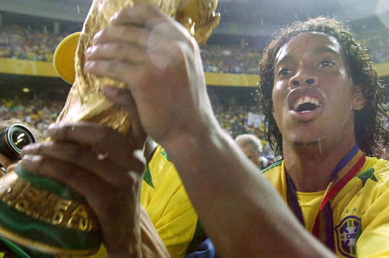 brazil 2002 world cup trophy brazil 2002 world cup trophy