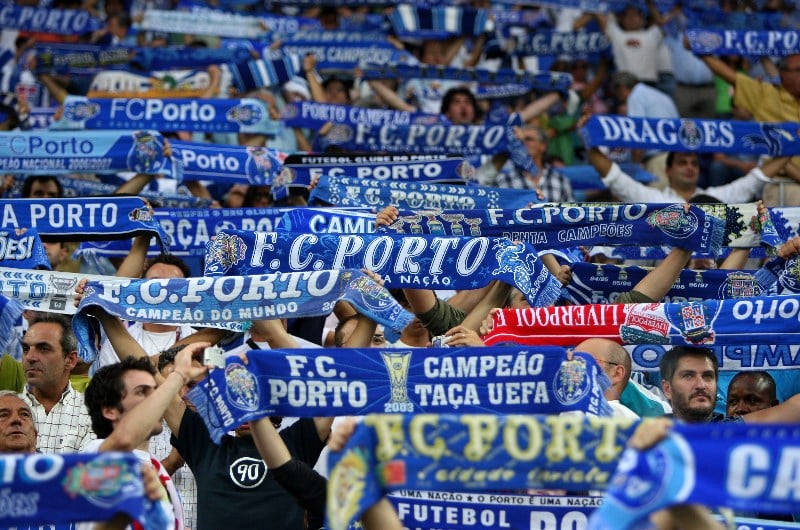 porto ipagdiwang ang mga tagahanga ng dragao porto celebrate dragao fans
