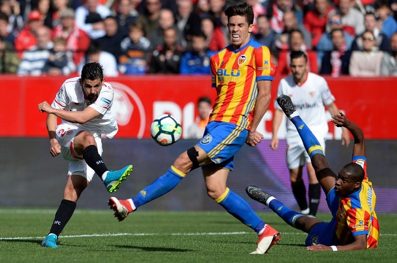 Sevilla vs Valencia Preview, Predictions & Betting Tips – Hosts to ...