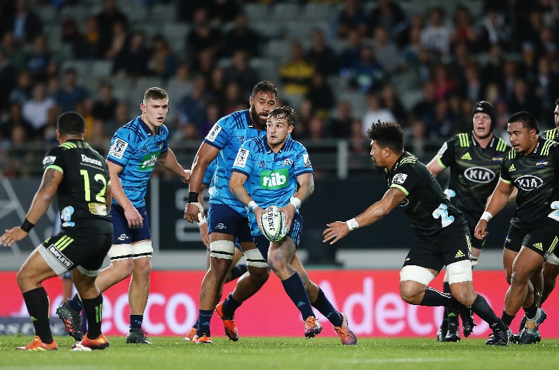 Blues vs Hurricanes