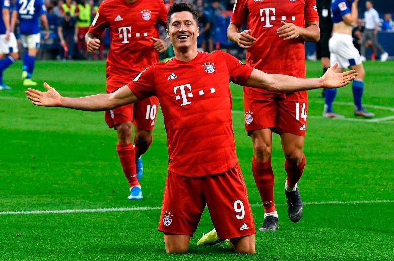 Robert Lewandowski bayern celebrate Robert Lewandowski bayern celebrate