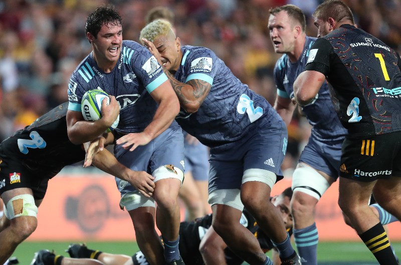 Chiefs vs Hurricanes