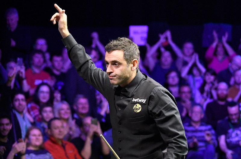 Ronnie O’Sullivan celebrate