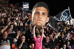 SYDNEY, AUSTRALIA - OCTOBER 02: Panthers fans celebrate during the NRL Qualifying Final match between the Penrith Panthers and the Sydney Roosters at Panthers Stadium on October 02, 2020 in Sydney, Australia. (Photo by Cameron Spencer/Getty Images)