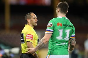 SYDNEY, AUSTRALIA - OCTOBER 09: John Bateman of the Raiders talks to referee Ashley Klein during the NRL Semi Final match between the Sydney Roosters and the Canberra Raiders at the Sydney Cricket Ground on October 09, 2020 in Sydney, Australia. (Photo by Mark Kolbe/Getty Images)