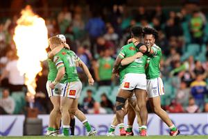 SYDNEY, AUSTRALIA - OCTOBER 09: The Raiders celebrate winning the NRL Semi Final match between the Sydney Roosters and the Canberra Raiders at the Sydney Cricket Ground on October 09, 2020 in Sydney, Australia. (Photo by Mark Kolbe/Getty Images)