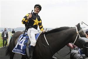 SYDNEY, AUSTRALIA - OCTOBER 17: Jason Collett wins race 5 The Kosciuszko during Sydney racing Everest Race Day at Royal Randwick Racecourse on October 17, 2020 in Sydney, Australia. (Photo by Hanna Lassen/Getty Images for Australian Turf Club)