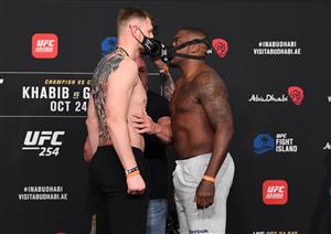 ABU DHABI, UNITED ARAB EMIRATES - OCTOBER 23: In this handout image provided by UFC, (L-R) Opponents Alexander Volkov of Russia and Walt Harris face off during the UFC 254 weigh-in on October 23, 2020 on UFC Fight Island, Abu Dhabi, United Arab Emirates. (Photo by Josh Hedges/Zuffa LLC via Getty Images)