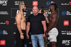 ABU DHABI, UNITED ARAB EMIRATES - OCTOBER 23: In this handout image provided by UFC, (L-R) Opponents Jacob Malkoun of Australia and Phil Hawes face off during the UFC 254 weigh-in on October 23, 2020 on UFC Fight Island, Abu Dhabi, United Arab Emirates. (Photo by Josh Hedges/Zuffa LLC via Getty Images)