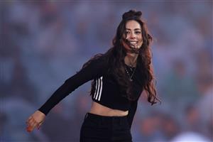 SYDNEY, AUSTRALIA - OCTOBER 25: Singer Amy Shark performs before the 2020 NRL Grand Final match between the Penrith Panthers and the Melbourne Storm at ANZ Stadium on October 25, 2020 in Sydney, Australia. (Photo by Cameron Spencer/Getty Images)