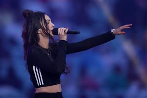 SYDNEY, AUSTRALIA - OCTOBER 25: Singer Amy Shark performs before the 2020 NRL Grand Final match between the Penrith Panthers and the Melbourne Storm at ANZ Stadium on October 25, 2020 in Sydney, Australia. (Photo by Cameron Spencer/Getty Images)