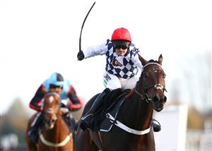 NEWBURY, ENGLAND - NOVEMBER 05: Nico de Boinville riding Dusart on their way to winning the Download The tote App Novices' Hurdle at Newbury Racecourse on November 05, 2020 in Newbury, England. (Photo by Michael Steele/Getty Images)