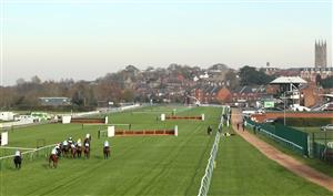 WARWICK, ENGLAND - NOVEMBER 06: A general view of runners and riders in the Bet At racingtv.com Handicap Hurdle at Warwick Racecourse on November 6, 2020 in Warwick, England. (Photo by David Davies - Pool / Getty Images)