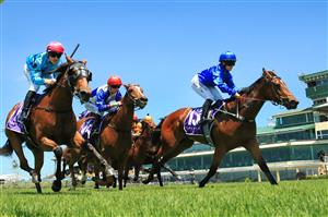NEWCASTLE, AUSTRALIA - NOVEMBER 14: Rachel King on Sliders (blue) wins race 1 the Sage Painting Max Lees Classic during Racing at Newcastle Racecourse on November 14, 2020 in Newcastle, Australia. (Photo by Mark Evans/Getty Images)