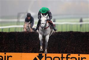 MANCHESTER, ENGLAND - NOVEMBER 21: Commodore ridden by Hugh Nugent jumps the last to finish in second in the Betfair Supports Safer Gambling Week Handicap Chase at Haydock Park, Merseyside on November 21, 2020 in Manchester, England. (Photo by Mike Egerton - Pool/Getty Images)