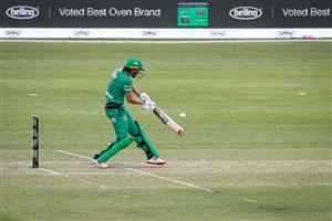 SYDNEY, AUSTRALIA - NOVEMBER 22: Meg Lanning of the Stars bats during the Women's Big Bash League WBBL match between the Melbourne Stars and the Sydney Sixers at North Sydney Oval, on November 22, 2020, in Sydney, Australia. (Photo by Hanna Lassen/Getty Images)