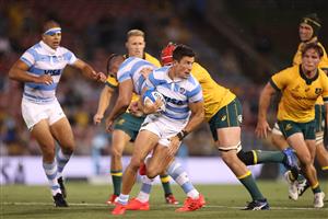 NEWCASTLE, AUSTRALIA - NOVEMBER 21: Bautista Delguy of Argentina makes a break during the 2020 Tri-Nations match between the Australian Wallabies and the Argentina Pumas at McDonald Jones Stadium on November 21, 2020 in Newcastle, Australia. (Photo by Cameron Spencer/Getty Images)