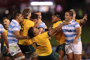 NEWCASTLE, AUSTRALIA - NOVEMBER 21: A fight breaks out during the 2020 Tri-Nations match between the Australian Wallabies and the Argentina Pumas at McDonald Jones Stadium on November 21, 2020 in Newcastle, Australia. (Photo by Cameron Spencer/Getty Images)