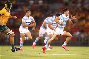 NEWCASTLE, AUSTRALIA - NOVEMBER 21: Bautista Delguy of the Pumas makes a break during the 2020 Tri-Nations match between the Australian Wallabies and the Argentina Pumas at McDonald Jones Stadium on November 21, 2020 in Newcastle, Australia. (Photo by Mark Kolbe/Getty Images)