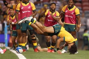 NEWCASTLE, AUSTRALIA - NOVEMBER 21: Jordan Petaia of Australia touches down for a dis-allowed try during the 2020 Tri-Nations match between the Australian Wallabies and the Argentina Pumas at McDonald Jones Stadium on November 21, 2020 in Newcastle, Australia. (Photo by Cameron Spencer/Getty Images)