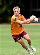 BRISBANE, AUSTRALIA - DECEMBER 01: Tom Dearden in action during a Brisbane Broncos NRL training session at the Clive Berghofer Centre on December 01, 2020 in Brisbane, Australia. (Photo by Bradley Kanaris/Getty Images)