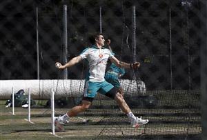 CANBERRA, AUSTRALIA - DECEMBER 01: Sean Abbott of Australia trains during an Australian ODI nets session at Manuka Oval on December 01, 2020 in Canberra, Australia. (Photo by Ryan Pierse/Getty Images)