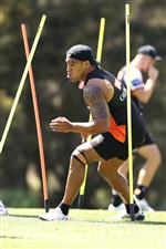 SYDNEY, AUSTRALIA - DECEMBER 07: Joe Ofahengaue runs during a drill at the Wests Tigers NRL training session at St. Luke's Park North on December 07, 2020 in Sydney, Australia. (Photo by Mark Kolbe/Getty Images)
