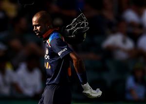 CANBERRA, AUSTRALIA - DECEMBER 02: Hardik Pandya of India leaves the ground on 92 not out at the end of the India innings during game three of the One Day International series between Australia and India at Manuka Oval on December 02, 2020 in Canberra, Australia. (Photo by Ryan Pierse/Getty Images)