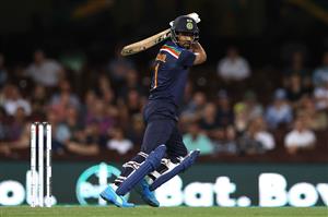 SYDNEY, AUSTRALIA - DECEMBER 06: KL Rahul of India bats during game two of the Twenty20 International series between Australia and India at Sydney Cricket Ground on December 06, 2020 in Sydney, Australia. (Photo by Ryan Pierse/Getty Images)