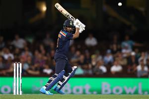 SYDNEY, AUSTRALIA - DECEMBER 06: KL Rahul of India bats during game two of the Twenty20 International series between Australia and India at Sydney Cricket Ground on December 06, 2020 in Sydney, Australia. (Photo by Ryan Pierse/Getty Images)