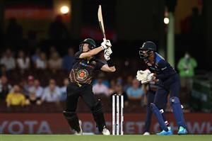 SYDNEY, AUSTRALIA - DECEMBER 06: Steve Smith of Australia bats during game two of the Twenty20 International series between Australia and India at Sydney Cricket Ground on December 06, 2020 in Sydney, Australia. (Photo by Ryan Pierse/Getty Images)