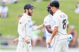 HAMILTON, NEW ZEALAND - DECEMBER 06: Kane Williamson of New Zealand, Kemar Roach of the West Indies and Trent Boult of New Zealand (L-R) shake hands as they walk from the ground after New Zealand win by an innings and 134 runs after day four of the First Test match in the series between New Zealand and the West Indies at Seddon Park on December 06, 2020 in Hamilton, New Zealand. (Photo by Kai Schwoerer/Getty Images)