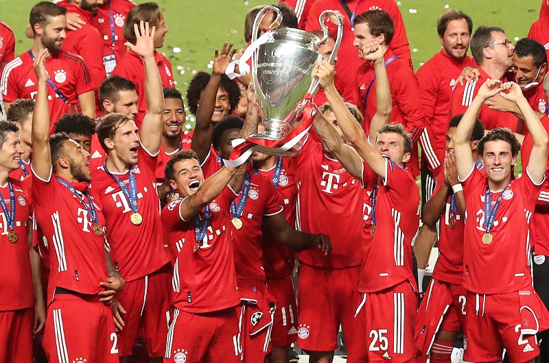 bayern champions league title celebrate