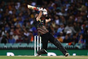 SYDNEY, AUSTRALIA - DECEMBER 08: Glenn Maxwell of Australia bats during game three of the Twenty20 International series between Australia and India at Sydney Cricket Ground on December 08, 2020 in Sydney, Australia. (Photo by Ryan Pierse/Getty Images)