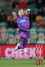 HOBART, AUSTRALIA - DECEMBER 10: Nathan Ellis of the Hurricanes bowls during the Big Bash League match between the Hobart Hurricanes and Sydney Sixers at Blundstone Arena, on December 10, 2020, in Hobart, Australia. (Photo by Matt King/Getty Images)