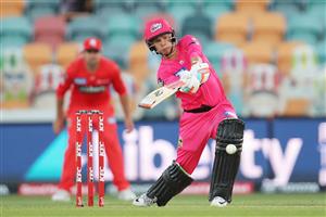 HOBART, AUSTRALIA - DECEMBER 13: Josh Philippe of the Sixers bats during the Big Bash League match between the Sydney Sixers and the Melbourne Renegades at Blundstone Arena, on December 13, 2020, in Hobart, Australia. (Photo by Matt King/Getty Images)