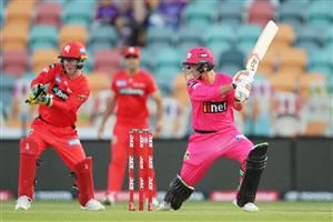 HOBART, AUSTRALIA - DECEMBER 13: Josh Philippe of the Sixers bats during the Big Bash League match between the Sydney Sixers and the Melbourne Renegades at Blundstone Arena, on December 13, 2020, in Hobart, Australia. (Photo by Matt King/Getty Images)