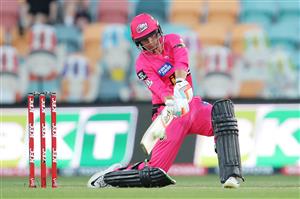 HOBART, AUSTRALIA - DECEMBER 13: Josh Philippe of the Sixers bats during the Big Bash League match between the Sydney Sixers and the Melbourne Renegades at Blundstone Arena, on December 13, 2020, in Hobart, Australia. (Photo by Matt King/Getty Images)