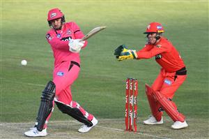 HOBART, AUSTRALIA - DECEMBER 13: James Vince of the Sixers plays a shot during the Big Bash League match between the Sydney Sixers and the Melbourne Renegades at Blundstone Arena, on December 13, 2020, in Hobart, Australia. (Photo by Steve Bell/Getty Images)