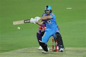 LAUNCESTON, AUSTRALIA - DECEMBER 15: Jon Wells of the Strikers bats during the Big Bash League match between Hobart Hurricanes and Adelaide Strikers at University of Tasmania Stadium, on December 15, 2020, in Launceston, Australia. (Photo by Matt King/Getty Images)