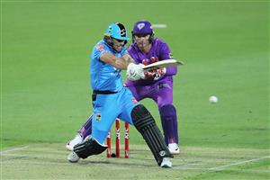 LAUNCESTON, AUSTRALIA - DECEMBER 15: Jon Wells of the Strikers bats during the Big Bash League match between Hobart Hurricanes and Adelaide Strikers at University of Tasmania Stadium, on December 15, 2020, in Launceston, Australia. (Photo by Matt King/Getty Images)
