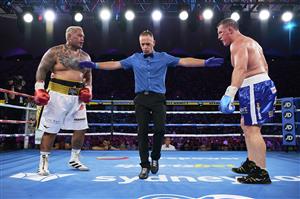 SYDNEY, AUSTRALIA - DECEMBER 16: Paul Gallen and Mark Hunt compete during the Main Event fight prior to the light-middleweight World Title elimination bout between Tim Tszyu and Bowyn Morgan at Bankwest Stadium on December 16, 2020 in Sydney, Australia. (Photo by Brett Hemmings/Getty Images)