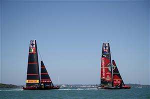 AUCKLAND, NEW ZEALAND - DECEMBER 17: Emirates Team New Zealand skippered by Peter Burling and Luna Rossa Prada Pirelli Team, skippered by Max Sirena contest the start in the first race of the America's Cup World Series on Auckland Harbour on December 17, 2020 in Auckland, New Zealand. (Photo by Phil Walter/Getty Images)
