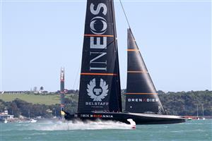 AUCKLAND, NEW ZEALAND - DECEMBER 17: Luna Rossa Prada Pirelli Team, skippered by Max Sirena against INEOS Team UK, skippered by Ben Ainslie in the third race of the the America's Cup World Series on Auckland Harbour on December 17, 2020 in Auckland, New Zealand. (Photo by Phil Walter/Getty Images)